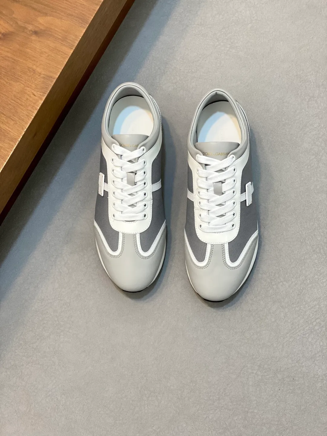 Men's Men's Shoes💰840••Classic••Dolce&Gabbana••DG✔️High-end men's sports•casual shoes. Original goods from top counters. Original imported cowhide, multi-material splicing design ➕Imported cowhide lining, cowhide feet ➕Original TPR elastic outsole.  Size: 39-44 (38, 45 customized)